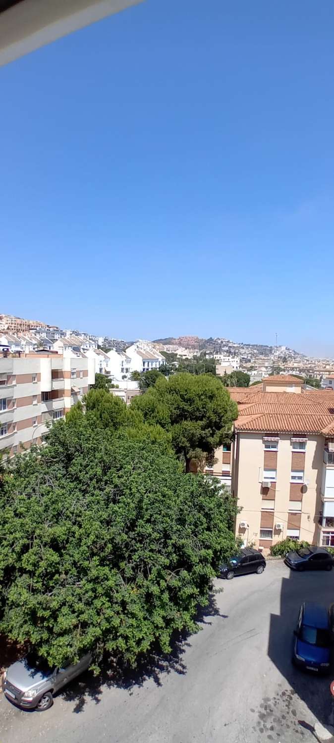 Piso de 3 dormitorios Rincón de la Victoria