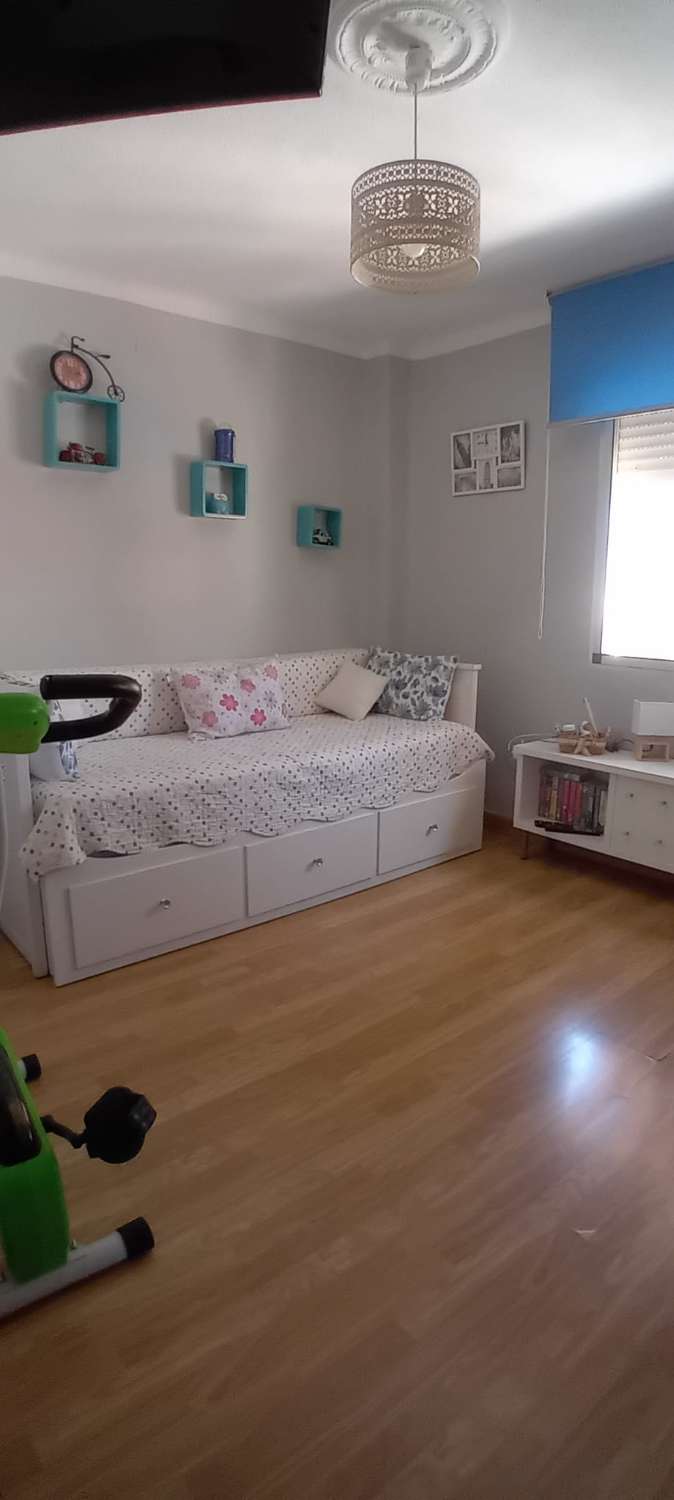 Piso de 3 dormitorios Rincón de la Victoria