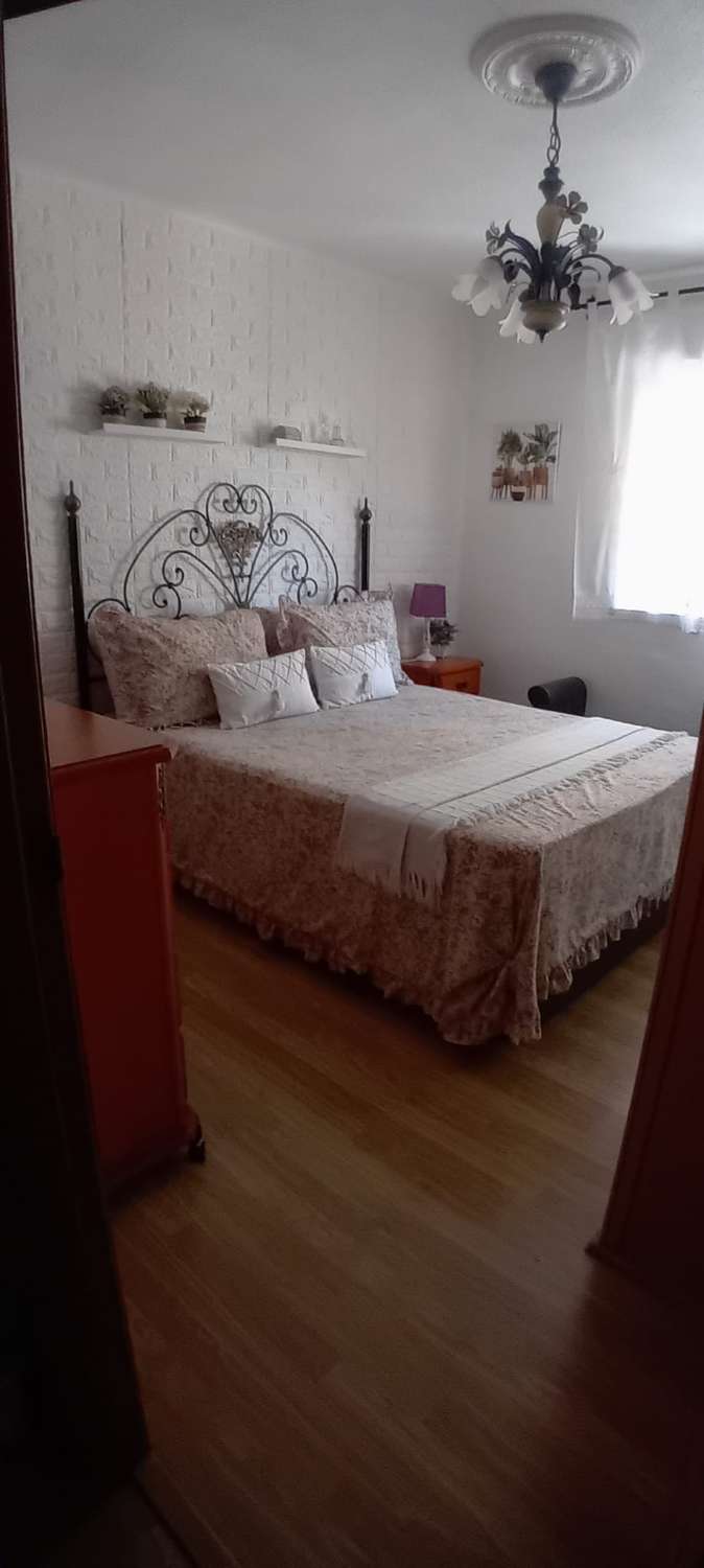 Piso de 3 dormitorios Rincón de la Victoria