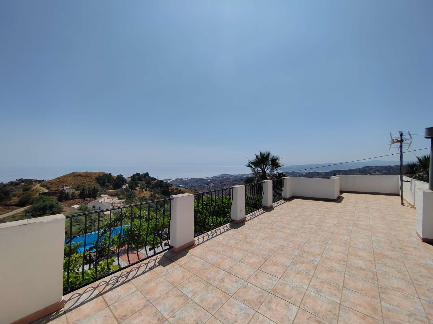 Finca mit Meerblick und guter Zufahrt in Torrox