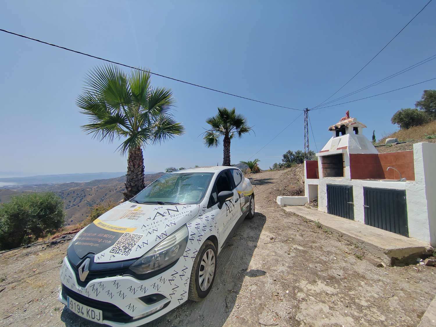 Finca mit Meerblick und guter Zufahrt in Torrox