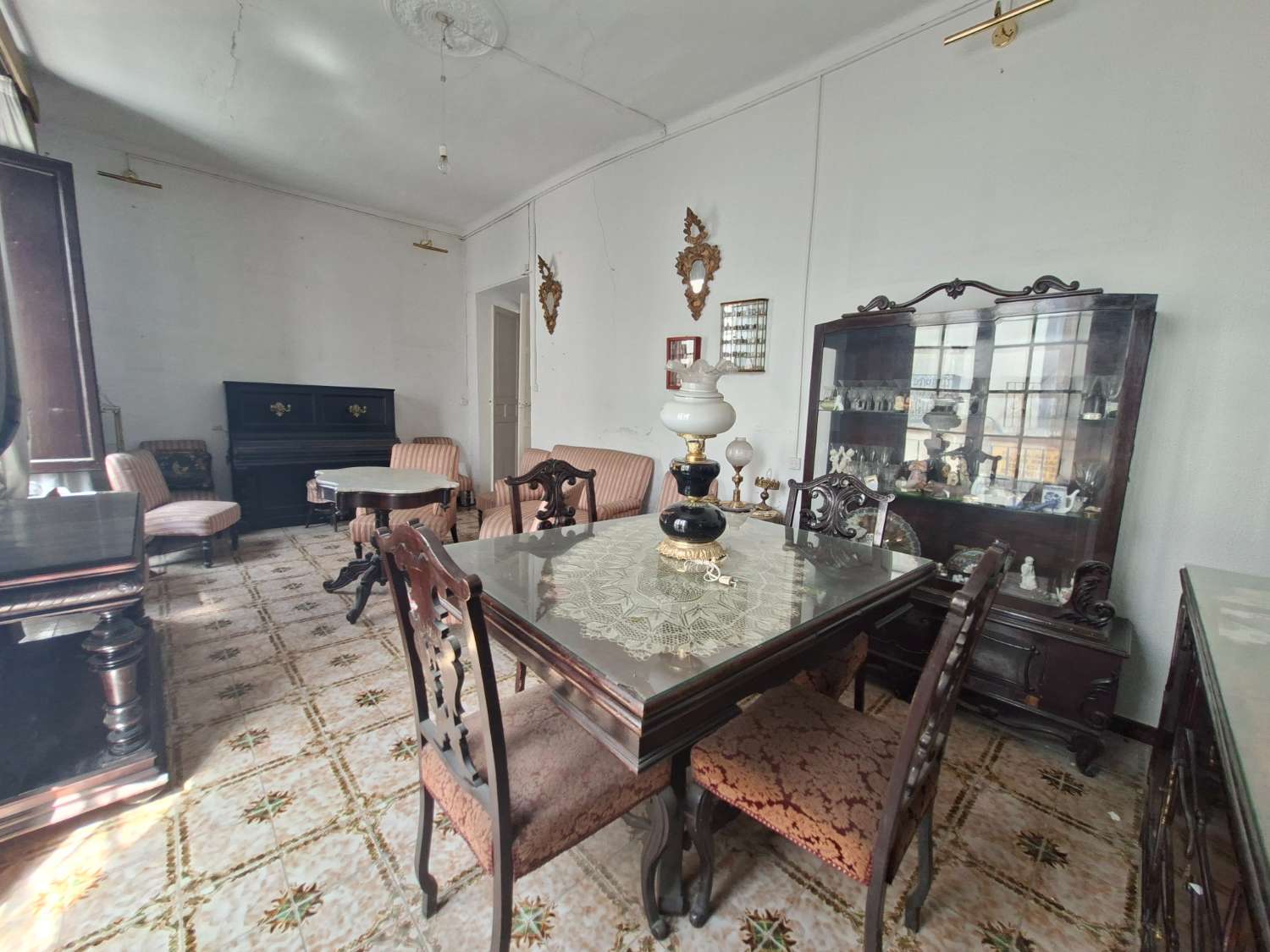Majestätisches Haus mit 10 Schlafzimmern im Zentrum von Vélez-Málaga