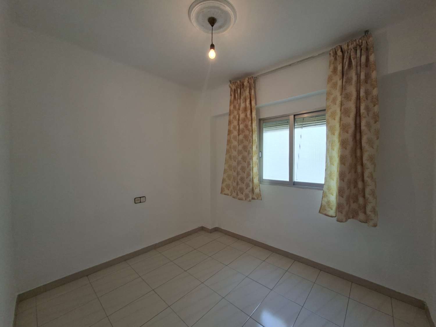 3-Bedroom Apartment in Vélez-Málaga