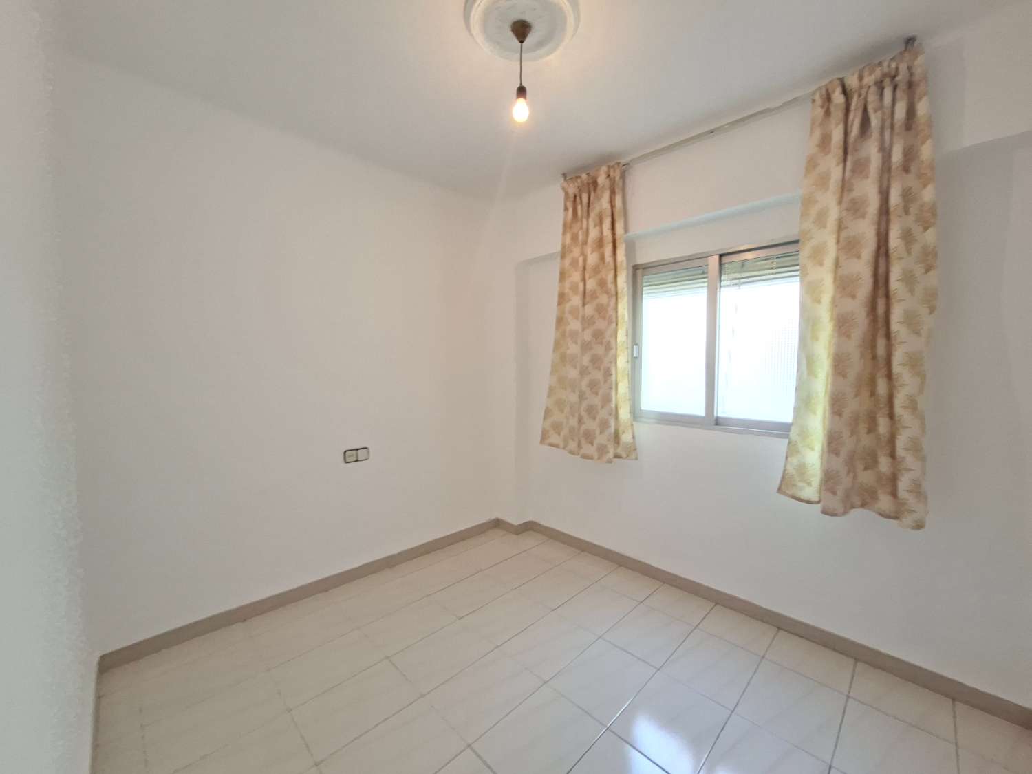 3-Bedroom Apartment in Vélez-Málaga
