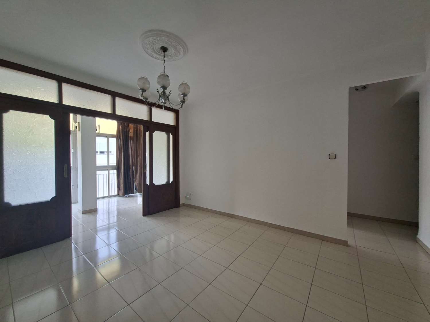 3-Bedroom Apartment in Vélez-Málaga