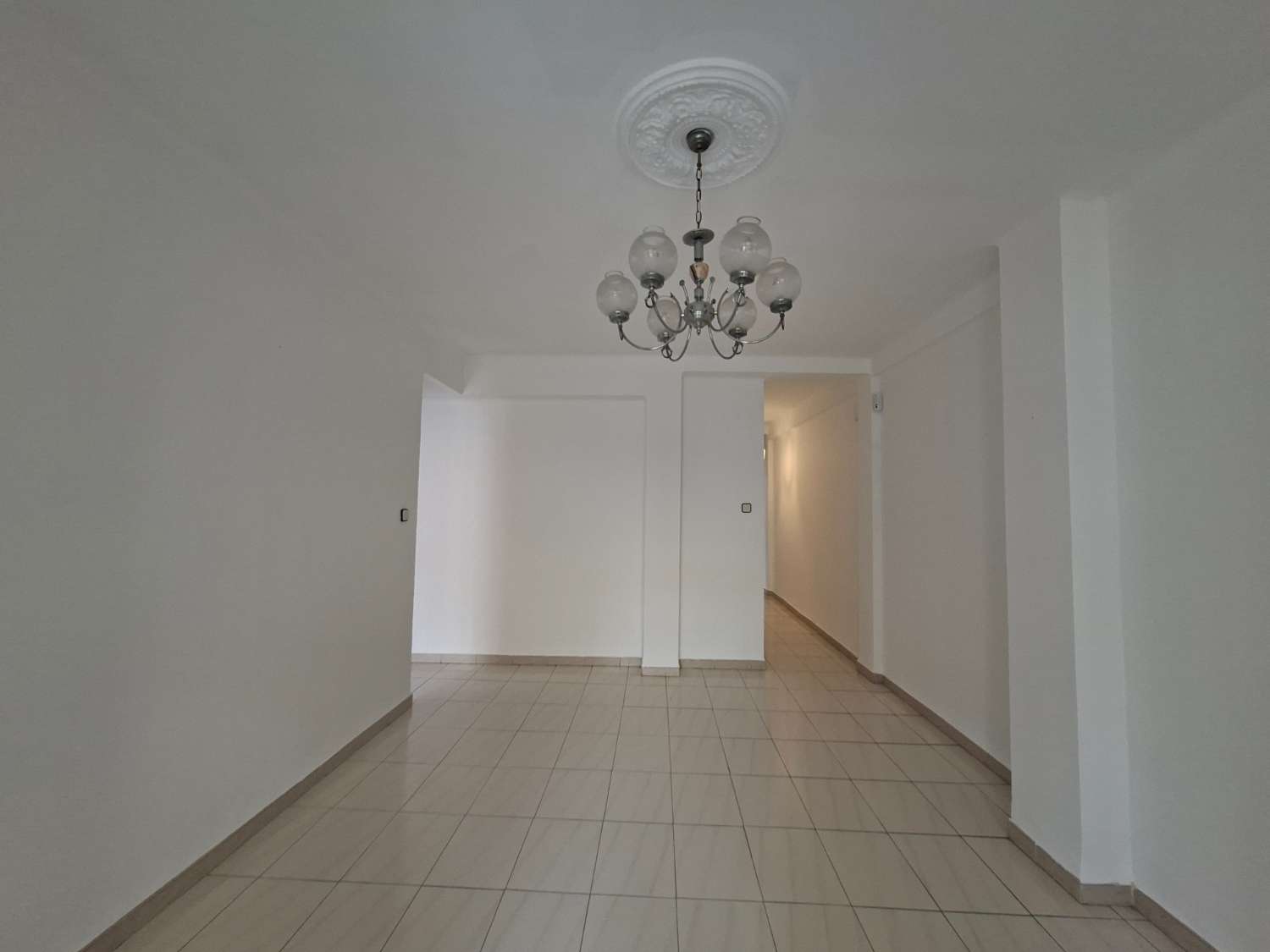 3-Bedroom Apartment in Vélez-Málaga