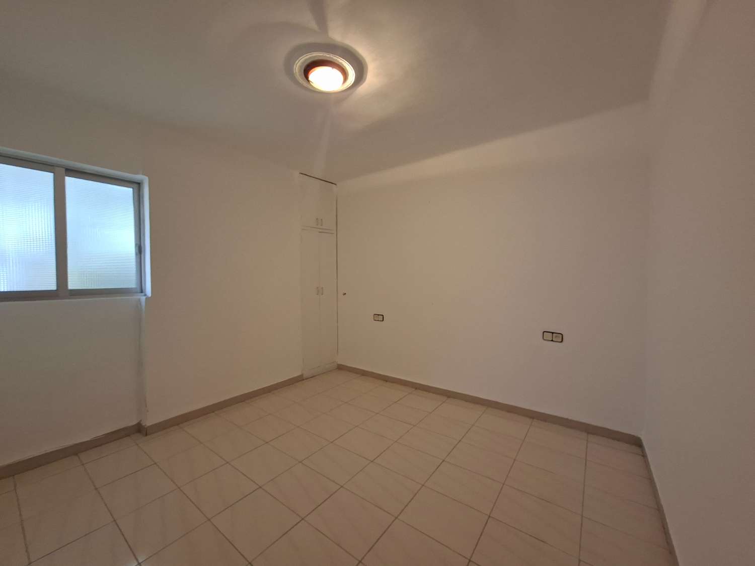 3-Bedroom Apartment in Vélez-Málaga