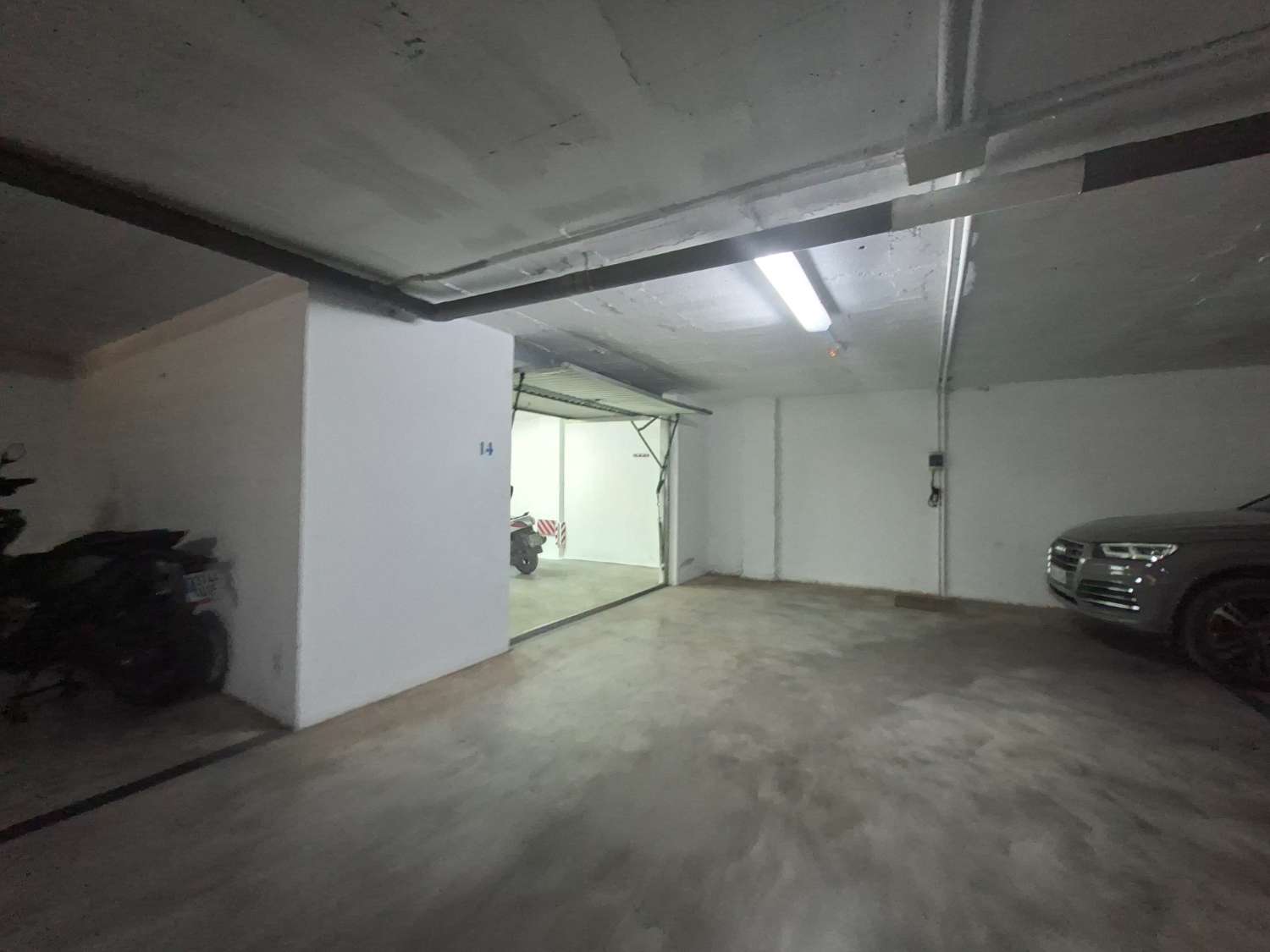 Garage with 145 m² Torre del Mar