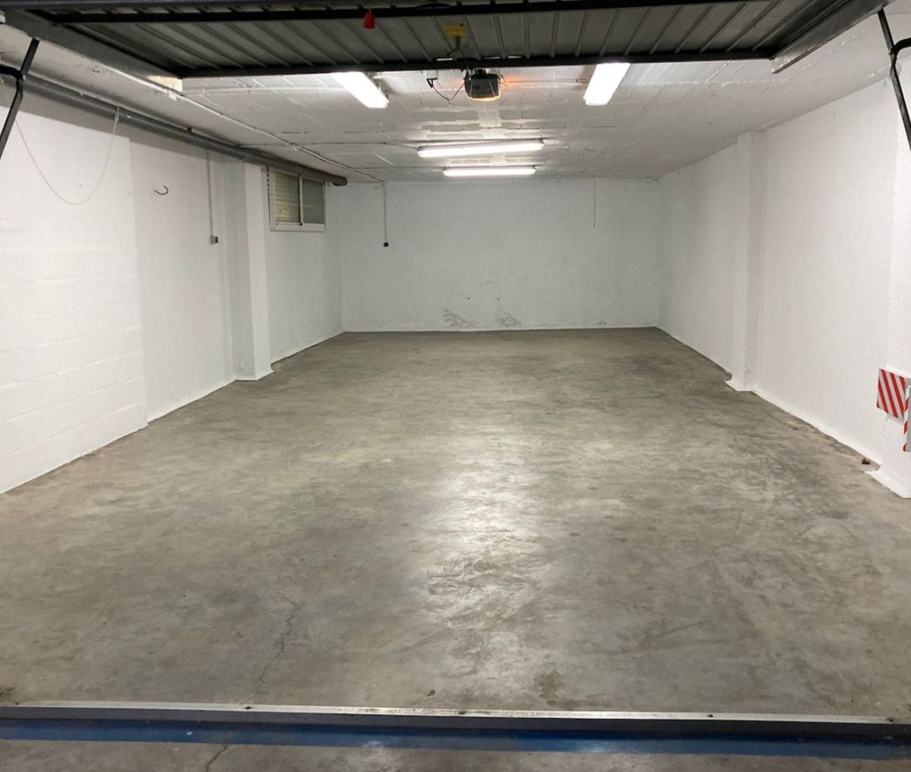 Garage with 145 m² Torre del Mar