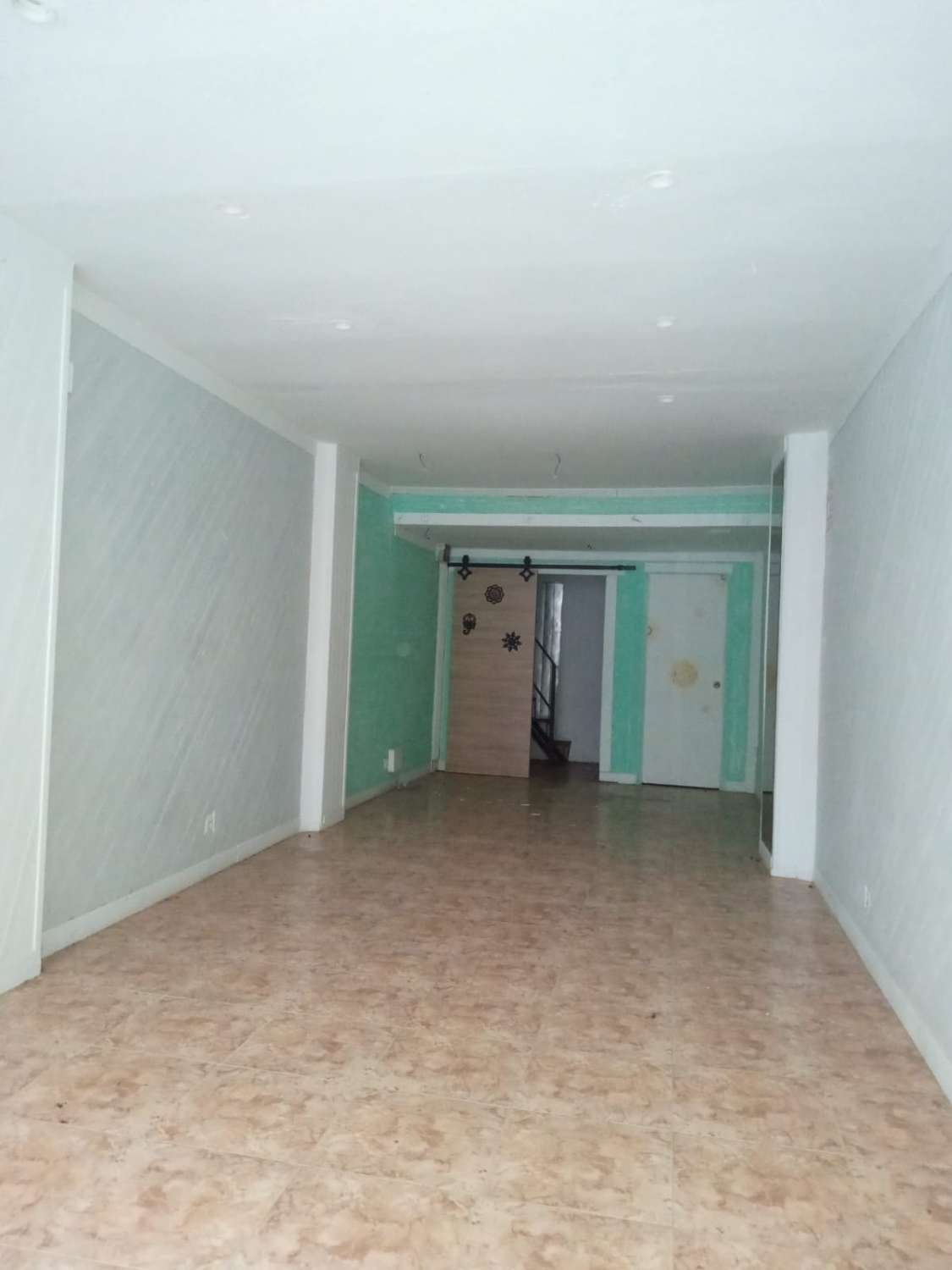 Commercial Premises in the Centre of Torre del Mar
