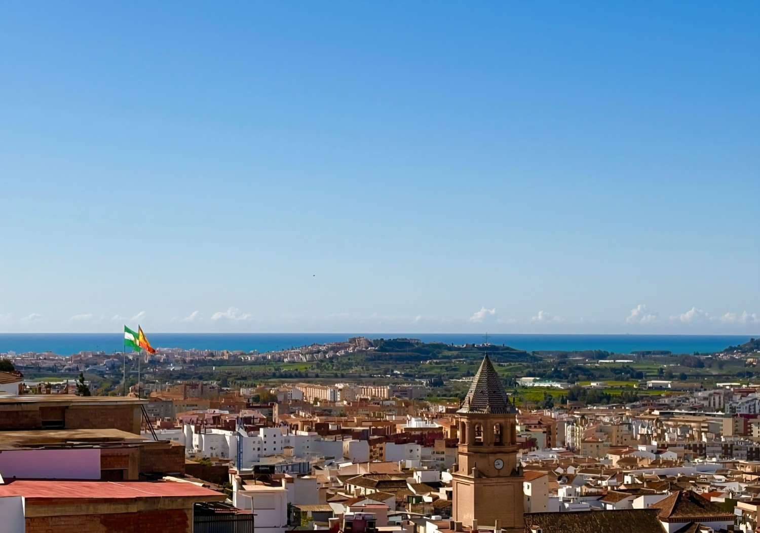 Casa de 3 habitaciones renovada   en  Vèlez-Màlaga