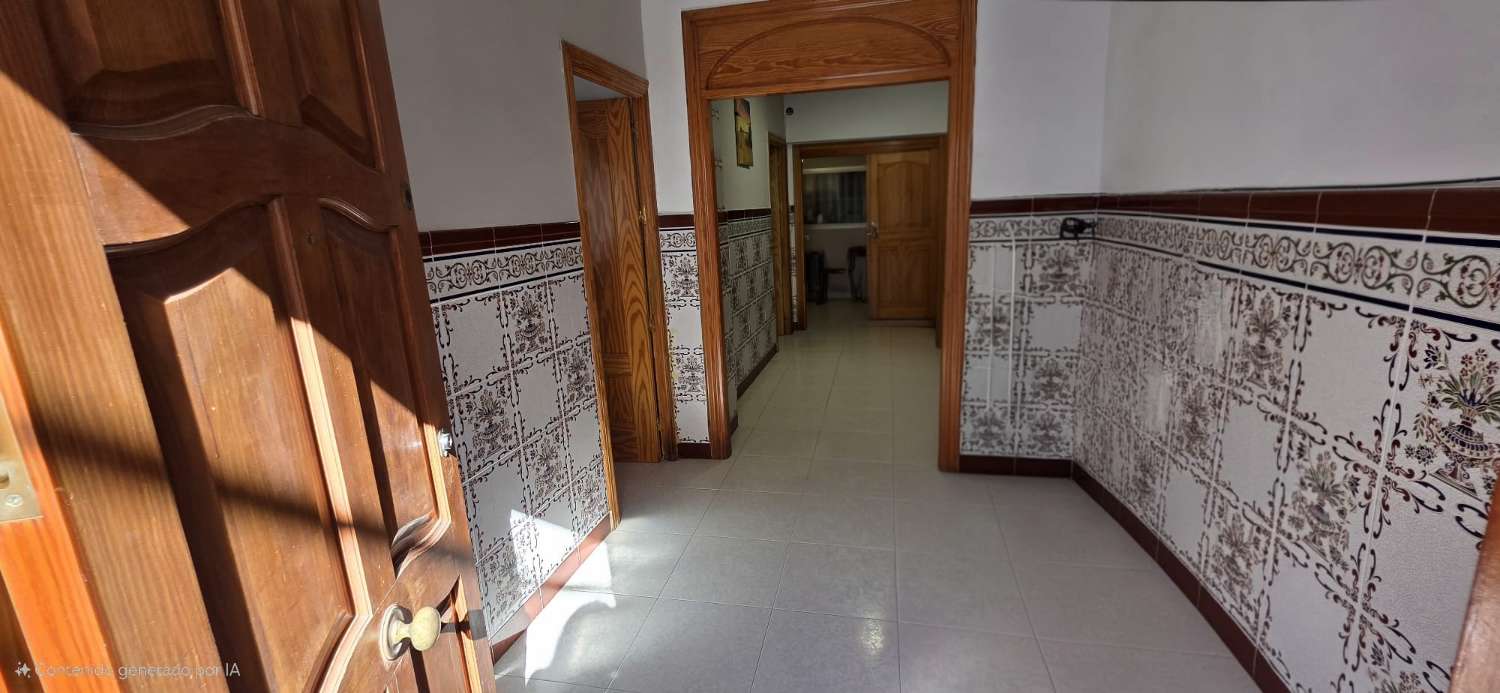 منزل للبيع في Centro Ciudad - El Carmen (Vélez-Málaga)