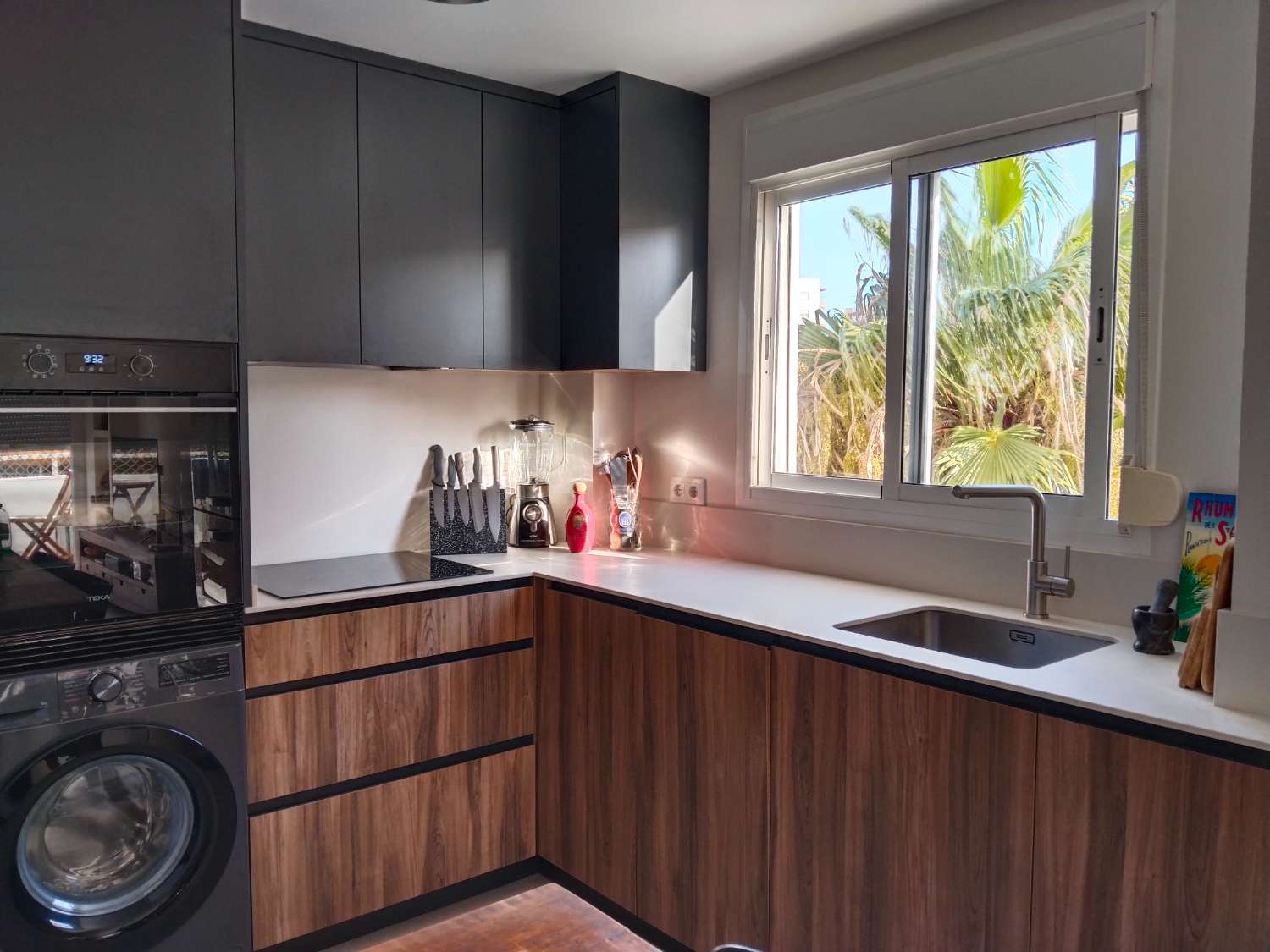 Apartamento reformado junto a la playa en Torre del Mar