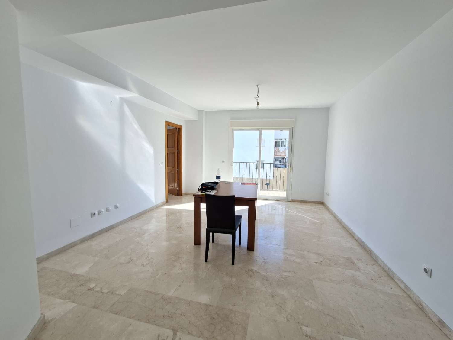 Wohnung mit 3 Schlafzimmern, 2 Bädern, Vélez-Málaga