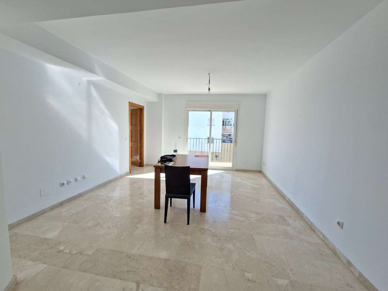 Wohnung mit 3 Schlafzimmern, 2 Bädern, Vélez-Málaga