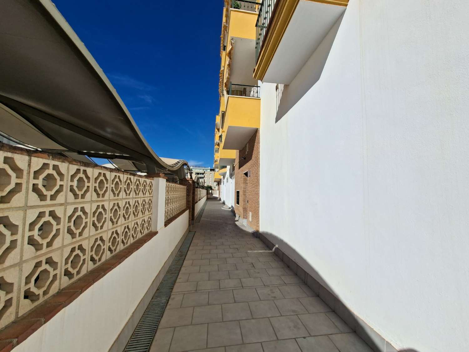 Wohnung mit 3 Schlafzimmern, 2 Bädern, Vélez-Málaga