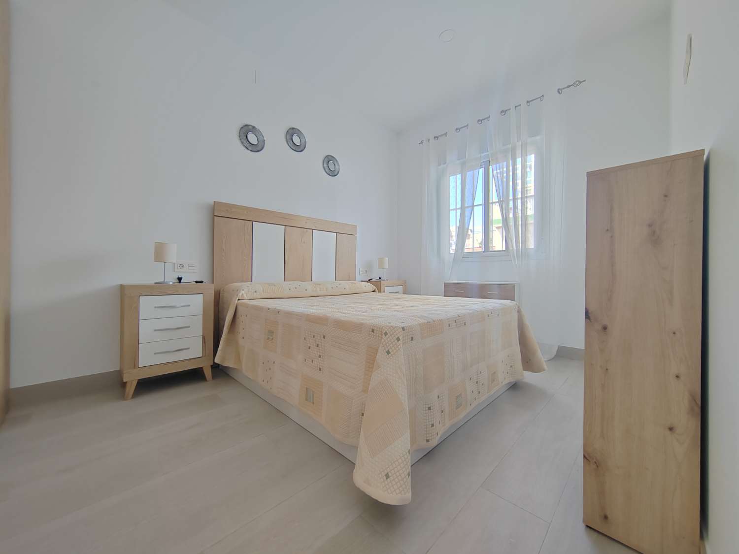 Apartamento en planta baja en primera línea de playa en Torre del Mar