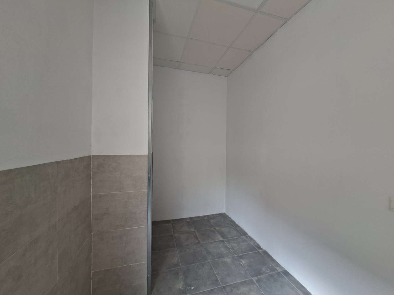 Local en venta Vélez-Málaga