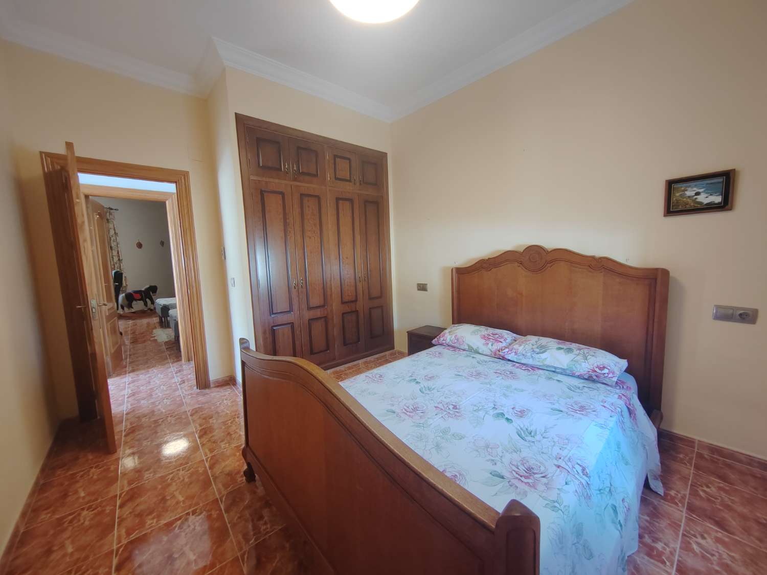 Villa en Caleta de Vélez con vistas al mar, piscina y apartamento independiente