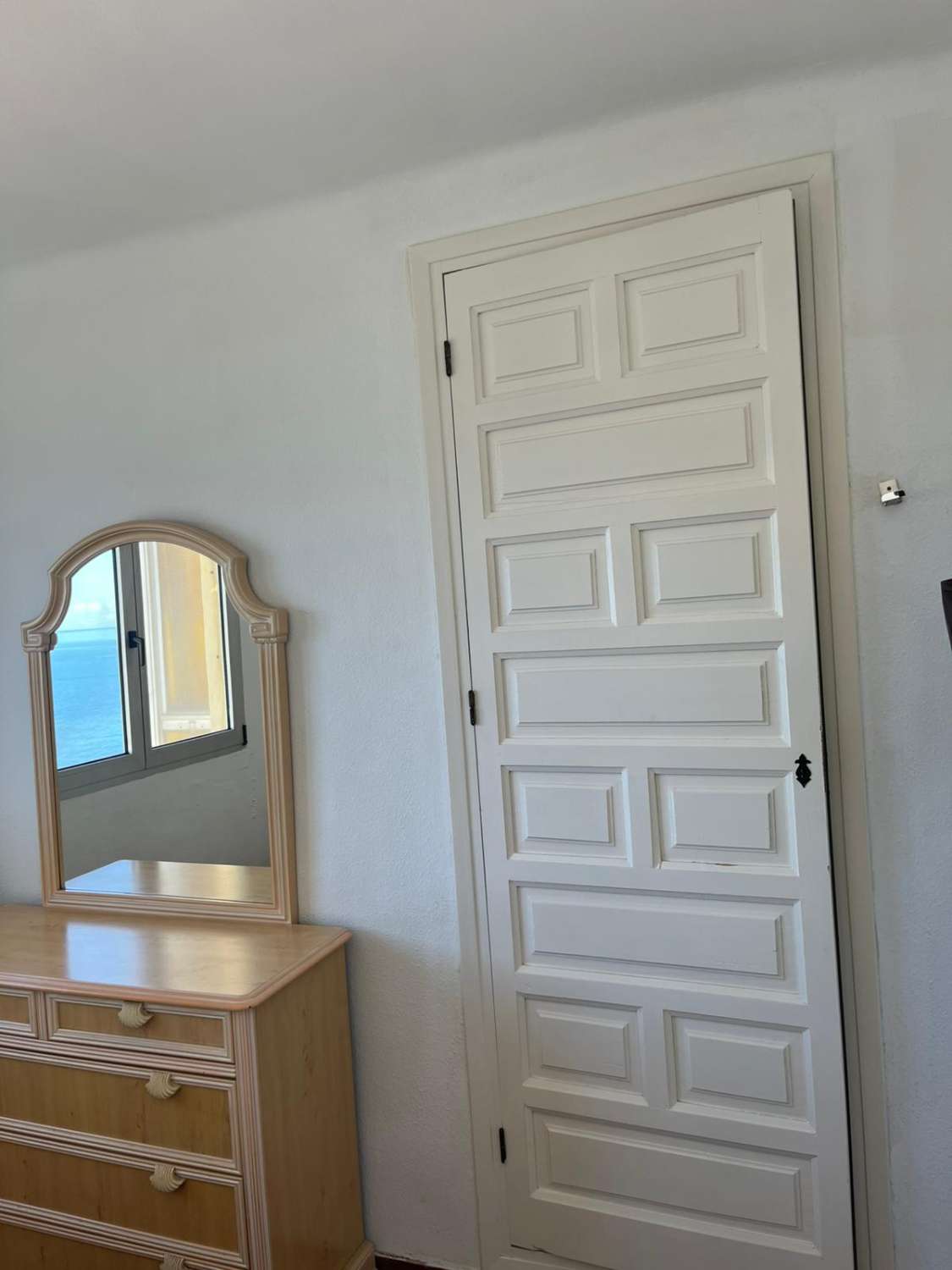 Huoneisto myynnissä Algarrobo Costa