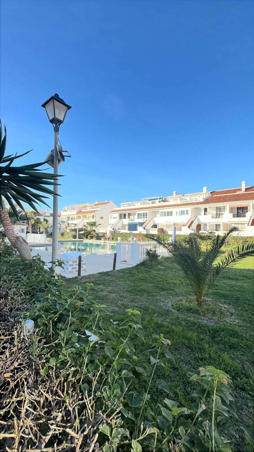 مسطحة للبيع في Torrox Costa