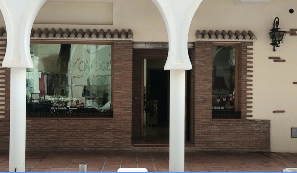 اعمال للبيع في Centro (Torre del Mar)