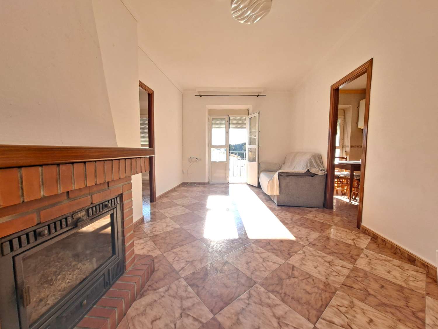 منزل للبيع في Viñuela