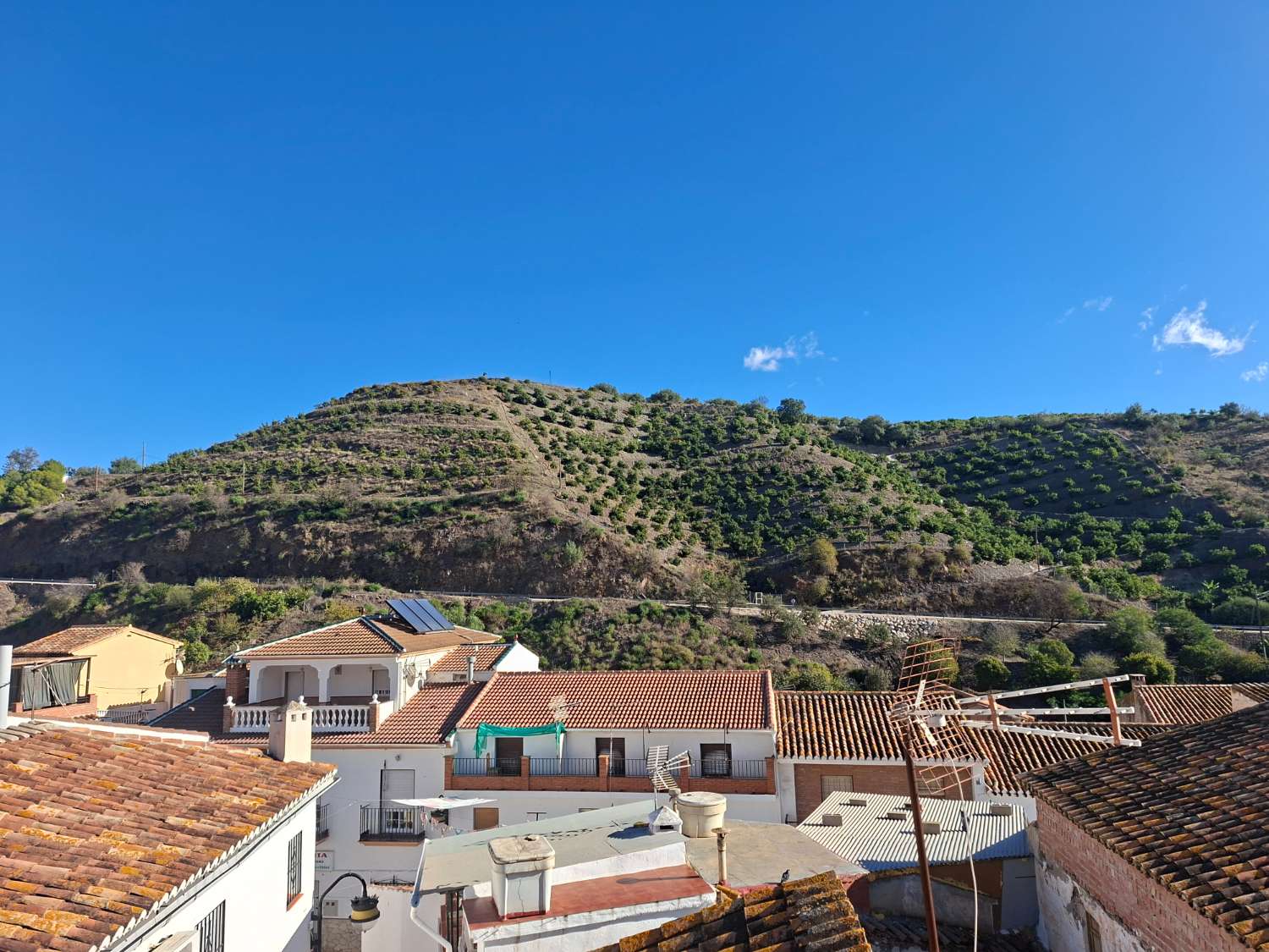 منزل للبيع في Viñuela