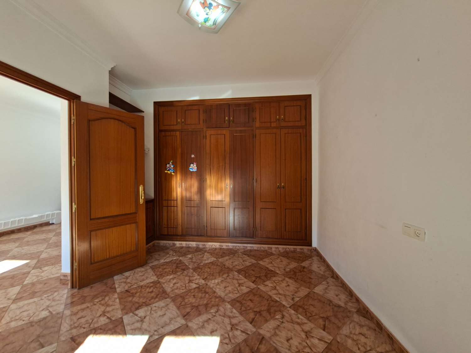 منزل للبيع في Viñuela