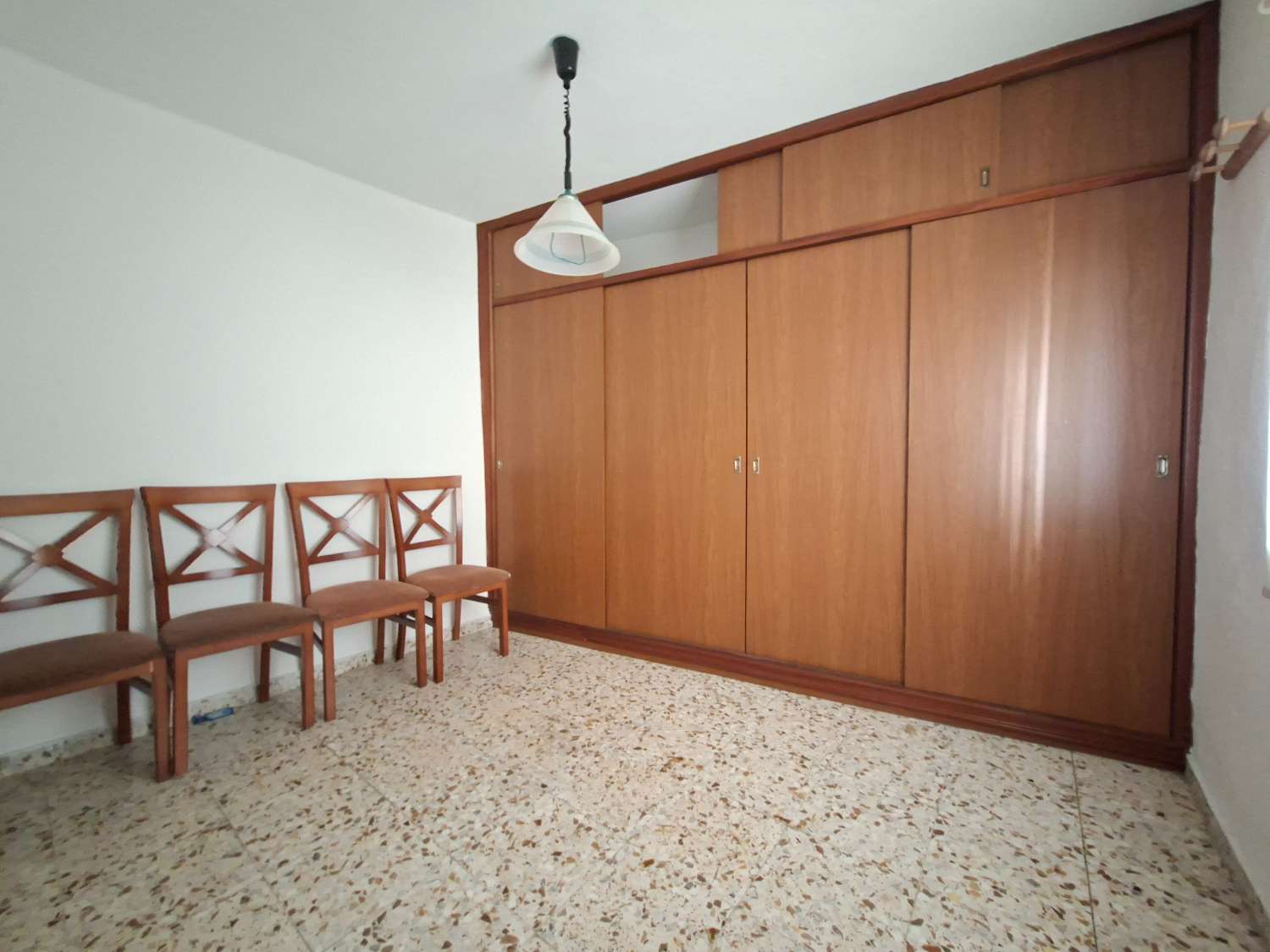 منزل للبيع في Viñuela