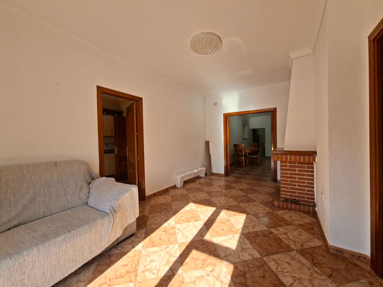 منزل للبيع في Viñuela