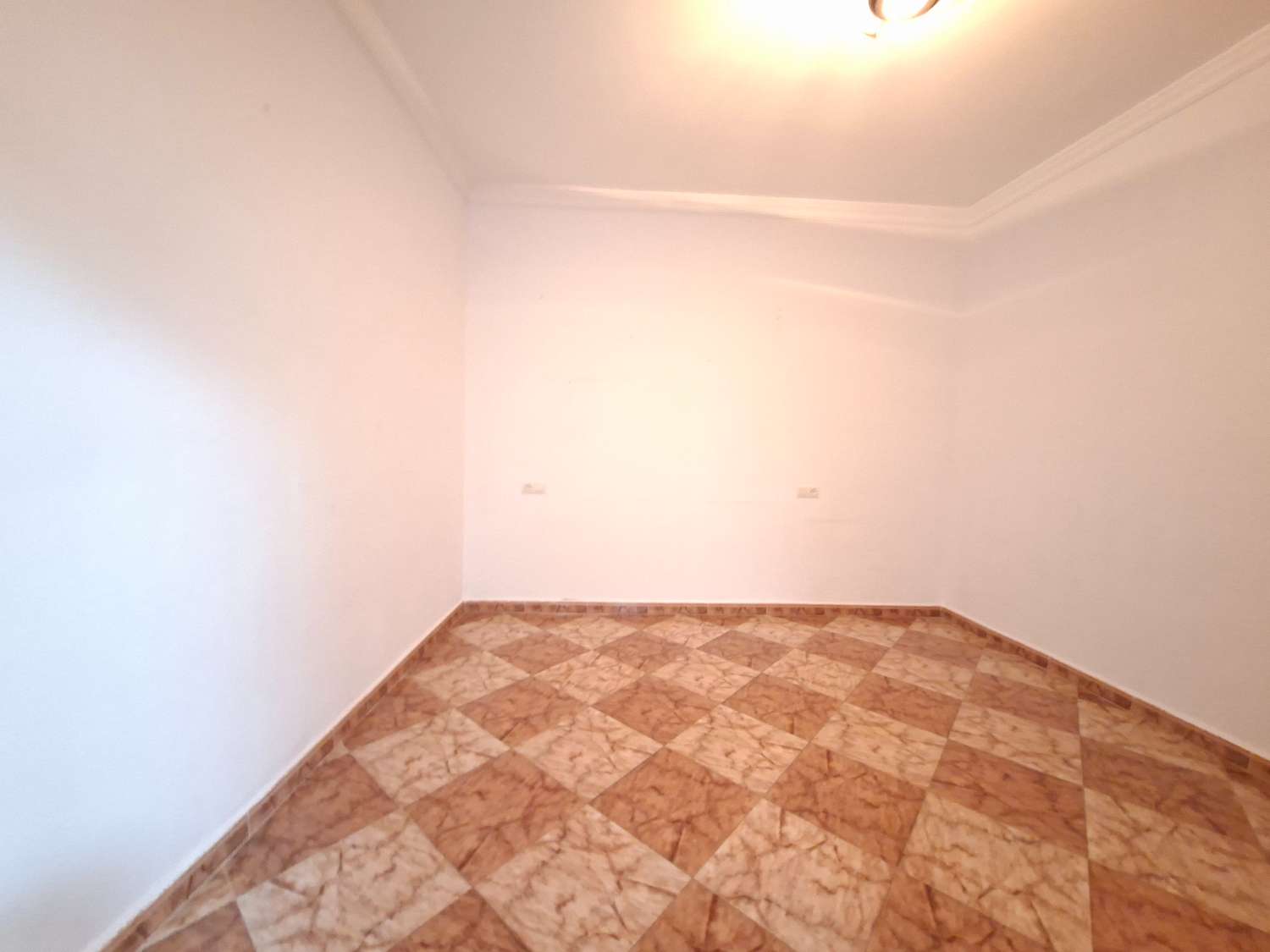 منزل للبيع في Viñuela