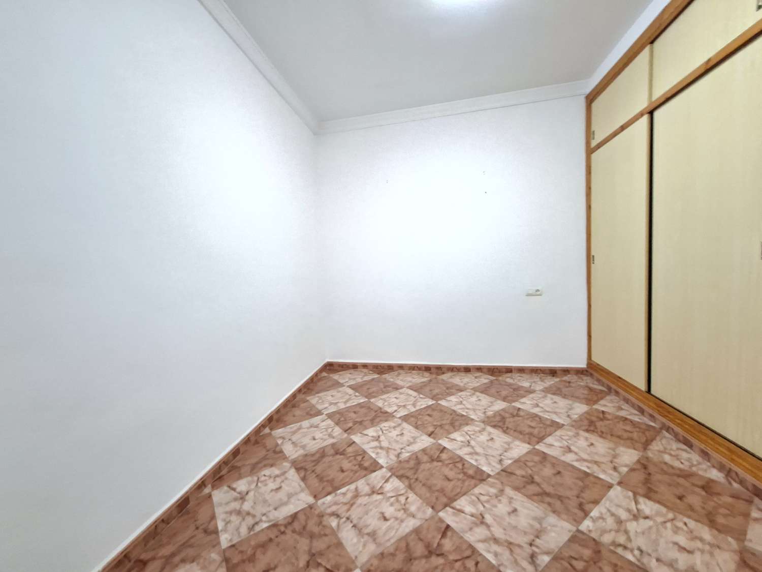 منزل للبيع في Viñuela