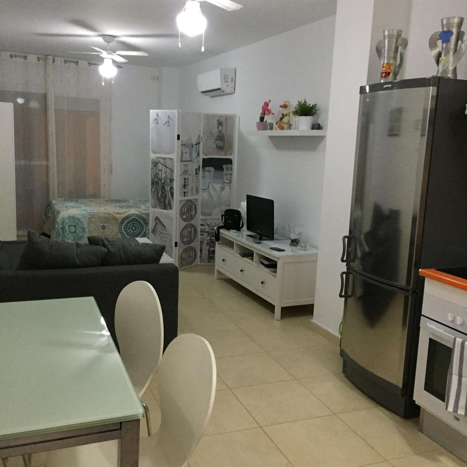 شقة استوديو للإيجار في Paseo Marítimo de Levante (Torre del Mar)