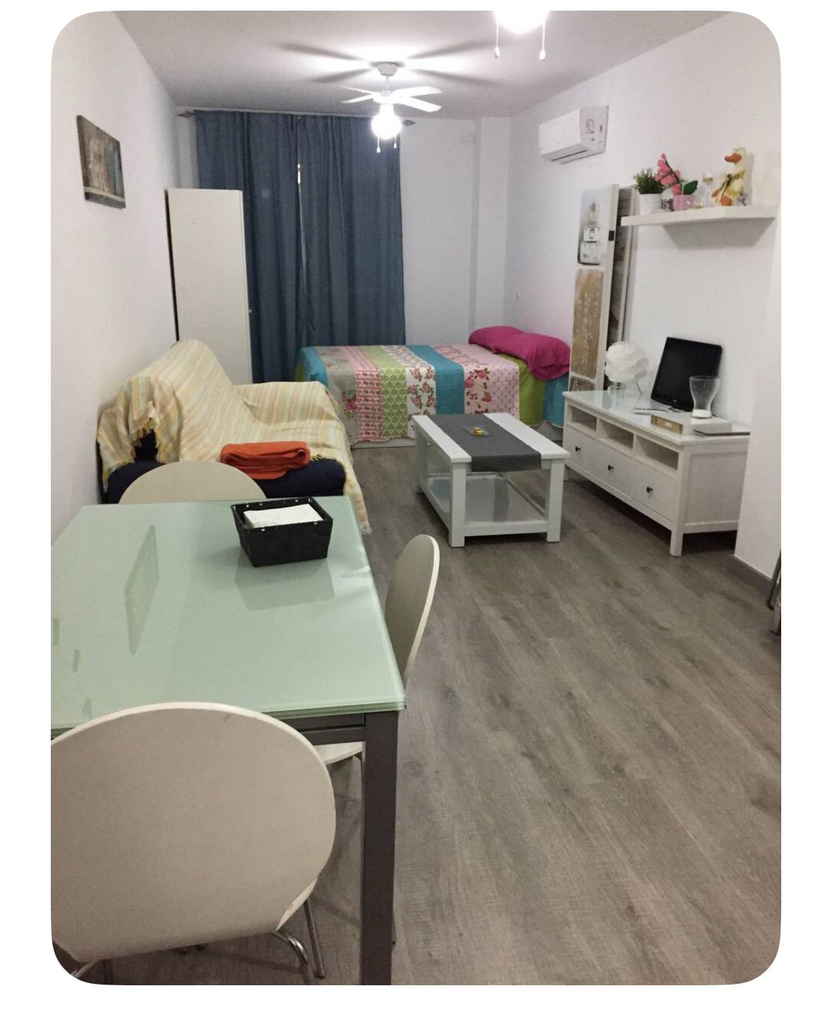 شقة استوديو للإيجار في Paseo Marítimo de Levante (Torre del Mar)