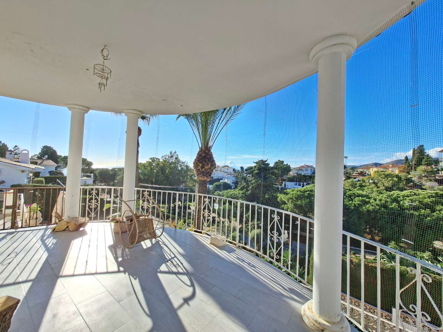 Chalet en venta Urbanizacion La Sirena Benajarafe