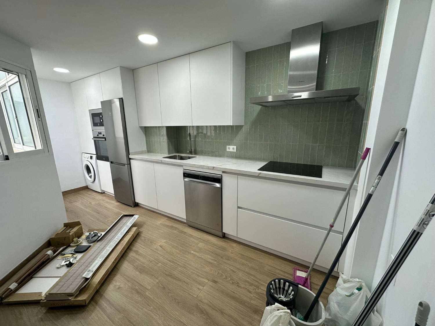 Piso en alquiler en Paseo Marítimo de Levante (Torre del Mar)