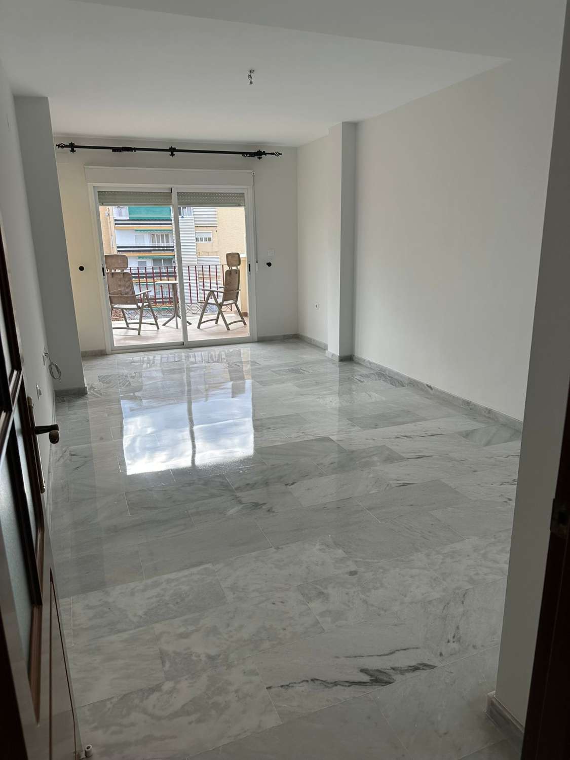 Piso en alquiler en Paseo Marítimo de Levante (Torre del Mar)