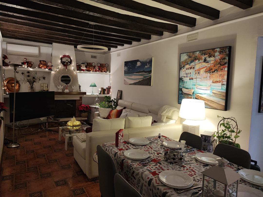 Chalet independiente en venta Vélez-Málaga