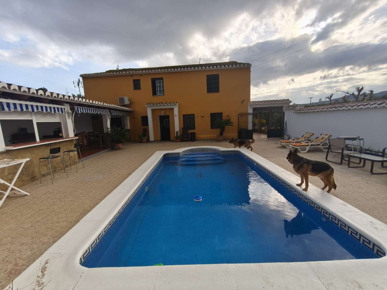 Chalet independiente en venta Vélez-Málaga