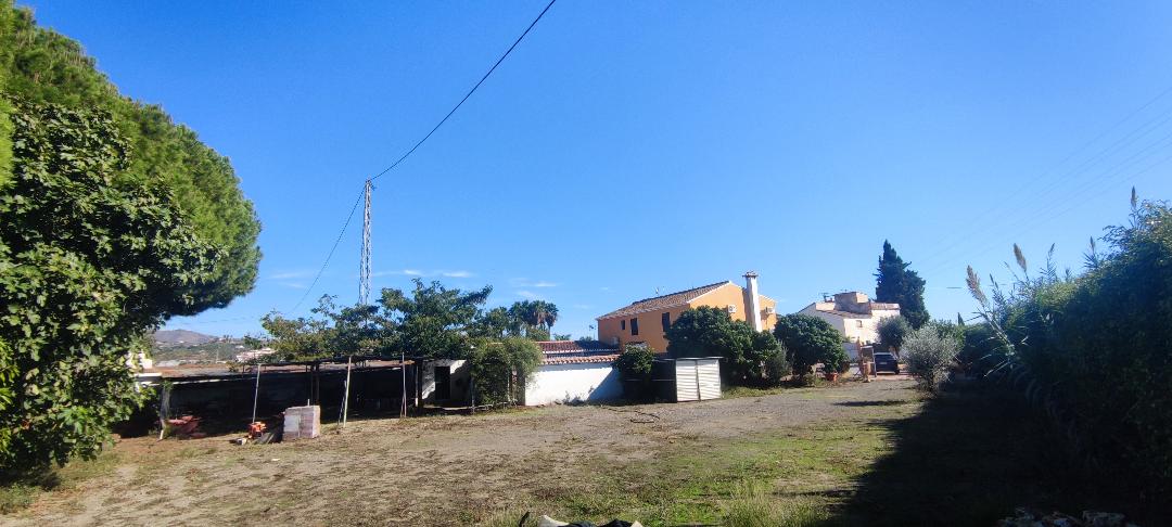 Chalet independiente en venta Vélez-Málaga