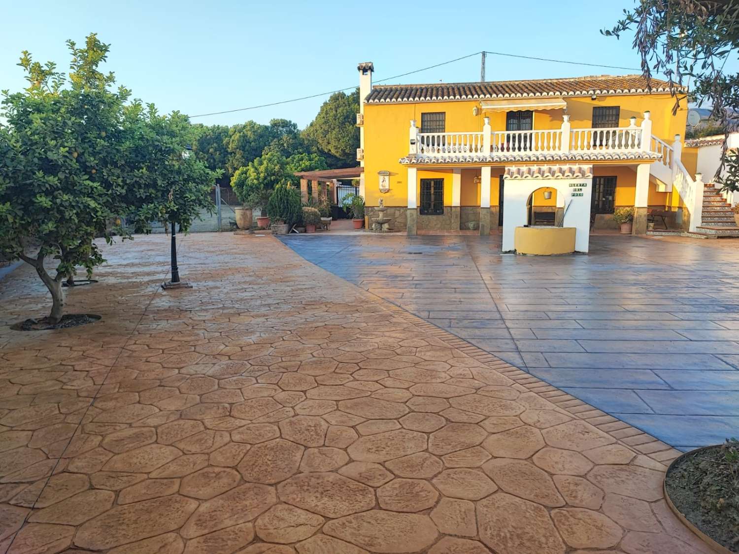 Chalet independiente en venta Vélez-Málaga