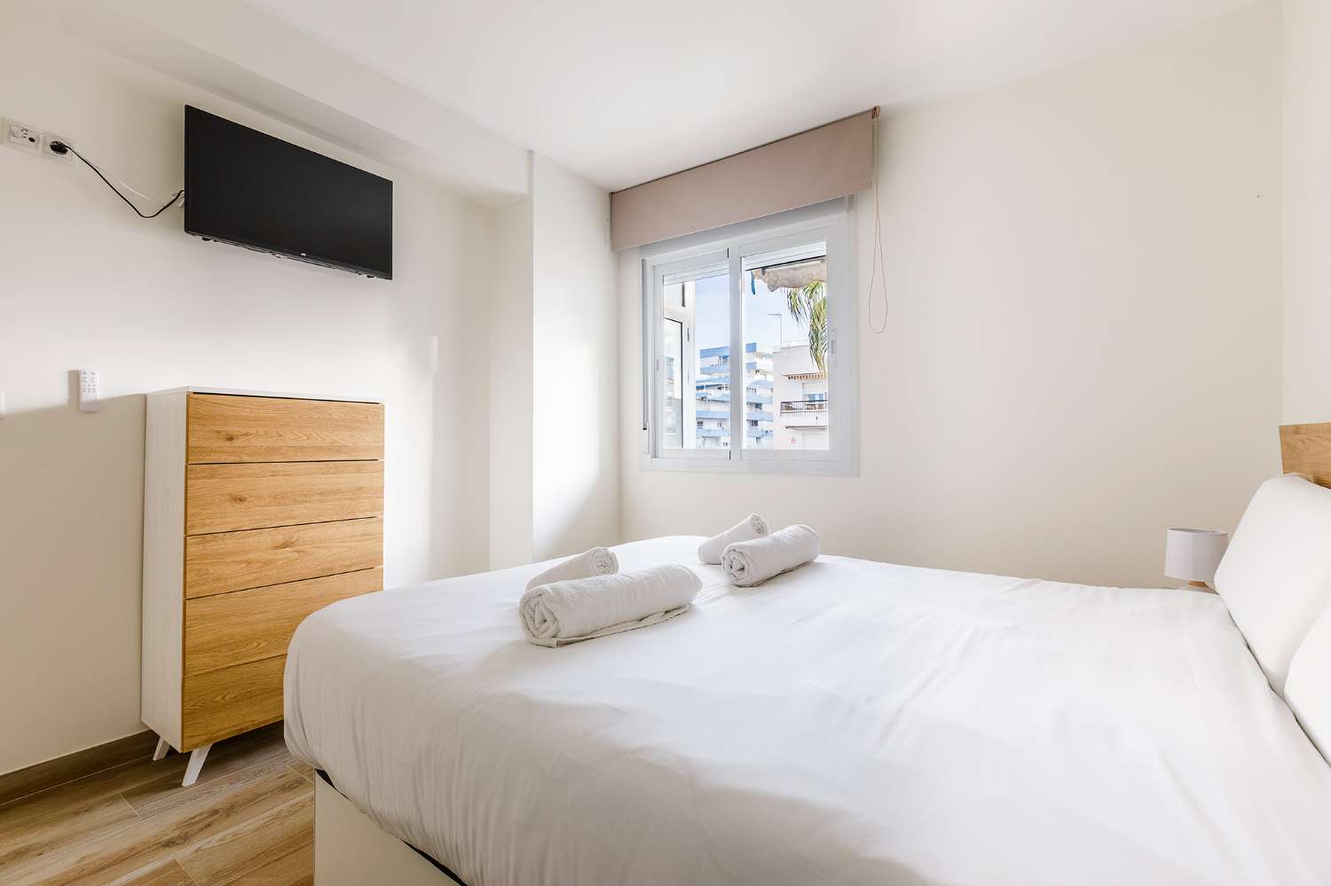 Apartamento disponible para alquiler temporal en Torre del Mar – Meses de marzo y abril