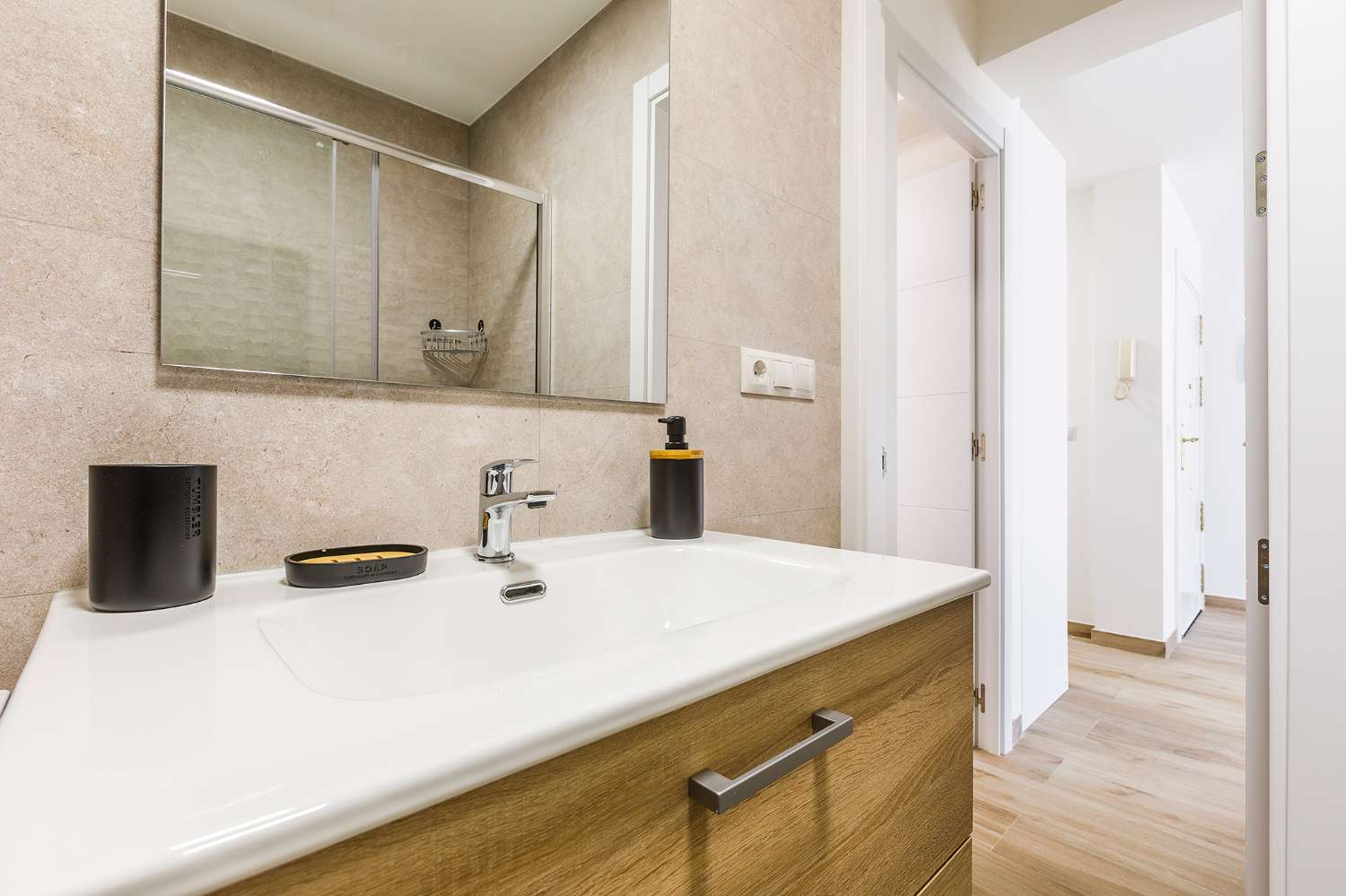 Apartamento disponible para alquiler temporal en Torre del Mar – Meses de marzo y abril