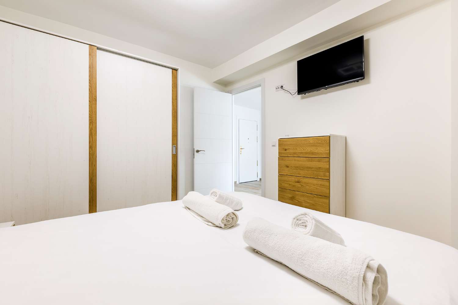 Apartamento disponible para alquiler temporal en Torre del Mar – Meses de marzo y abril