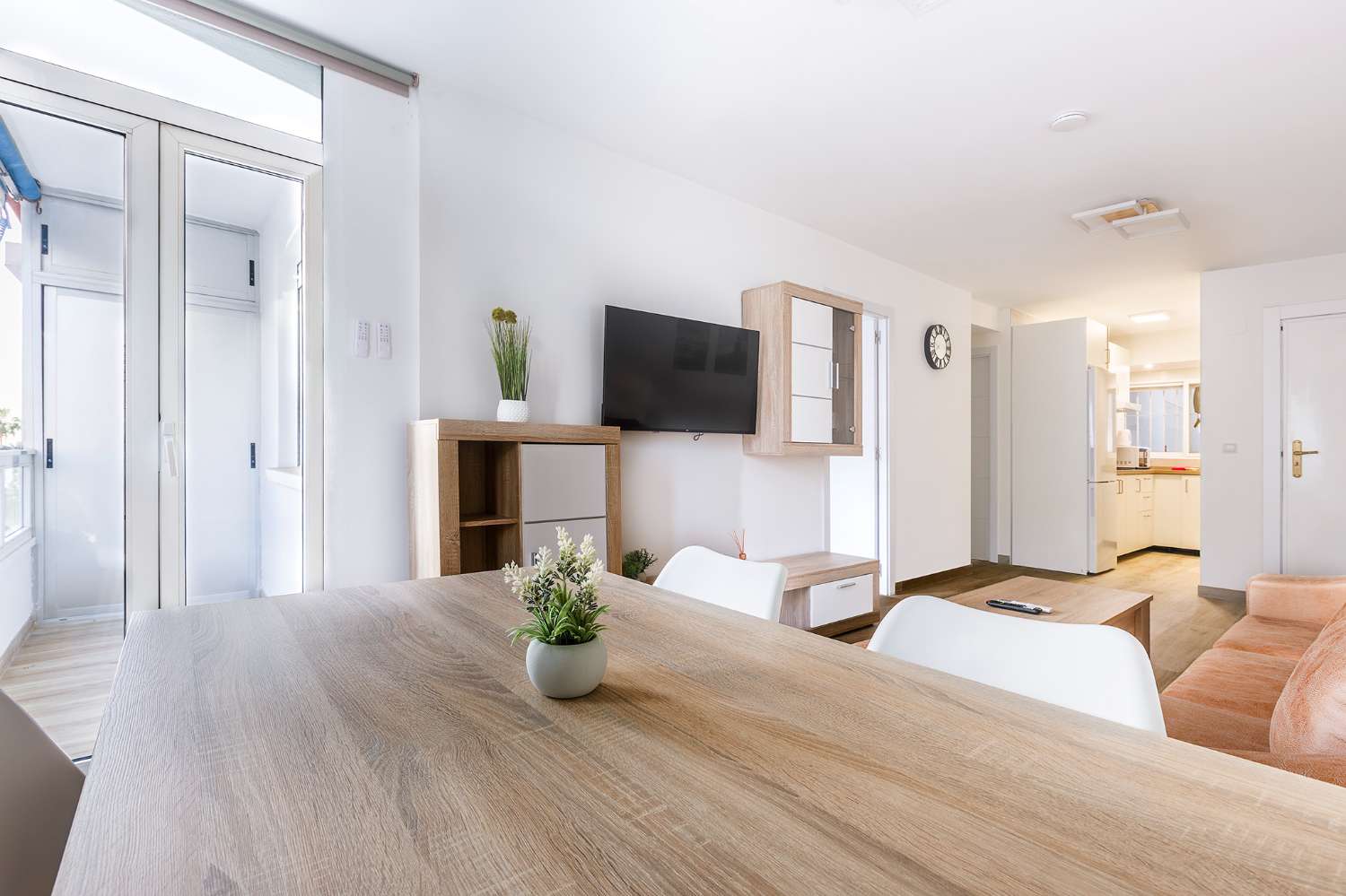 Apartamento disponible para alquiler temporal en Torre del Mar – Meses de marzo y abril