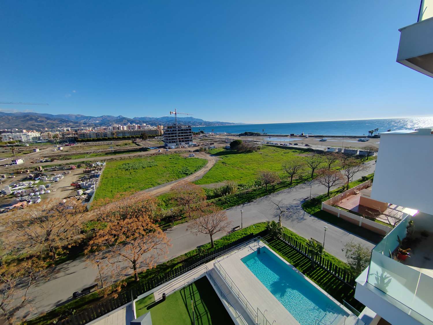 Ático en alquiler en Poniente-Faro (Torre del Mar)