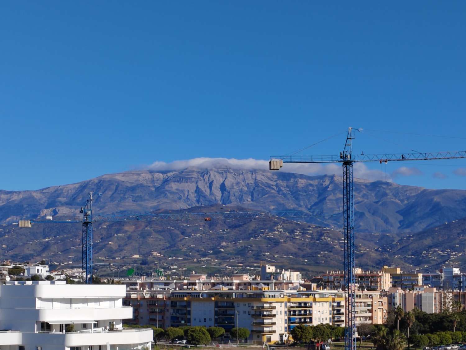 Ático en alquiler en Poniente-Faro (Torre del Mar)