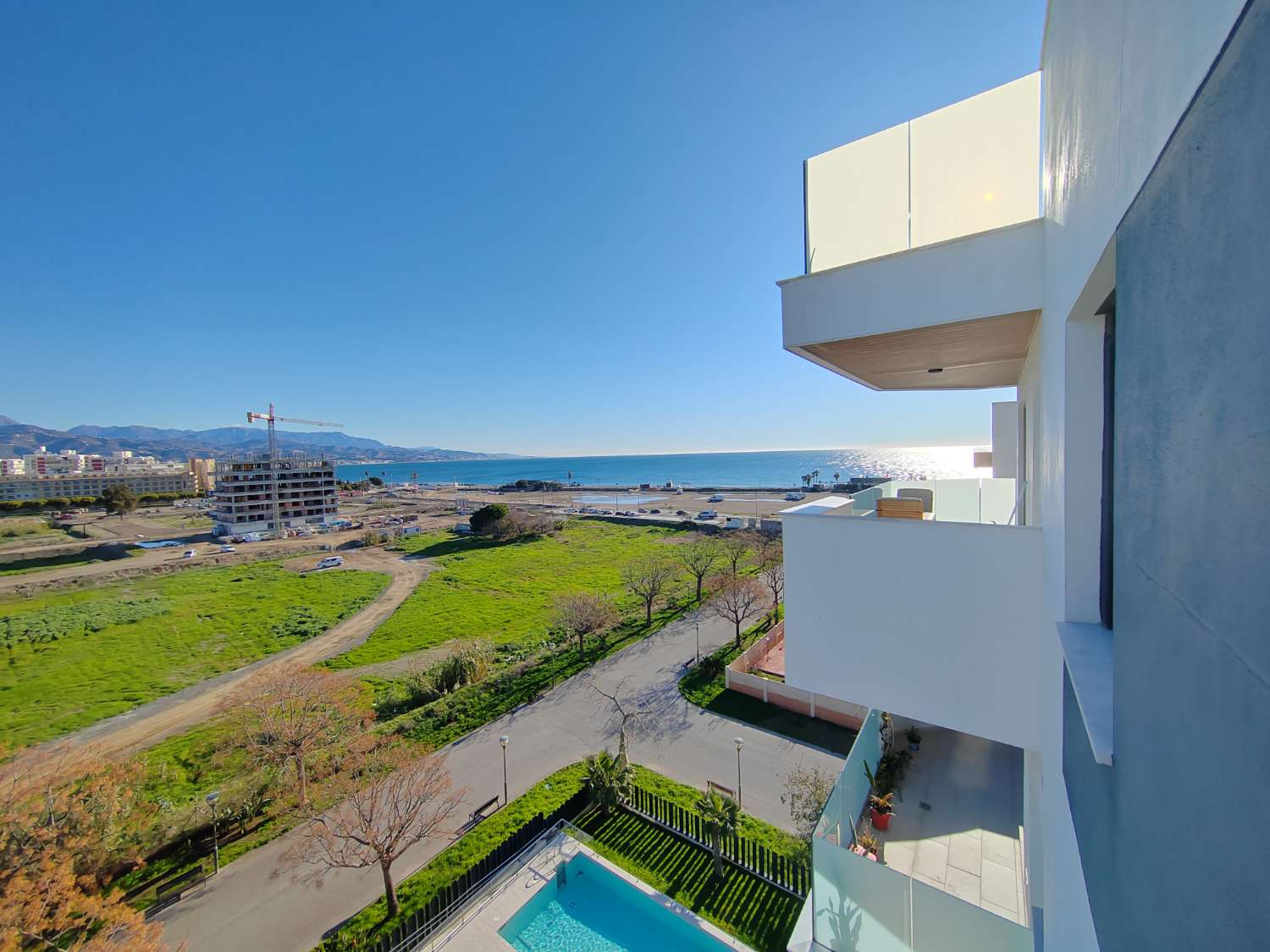 Ático en alquiler en Poniente-Faro (Torre del Mar)