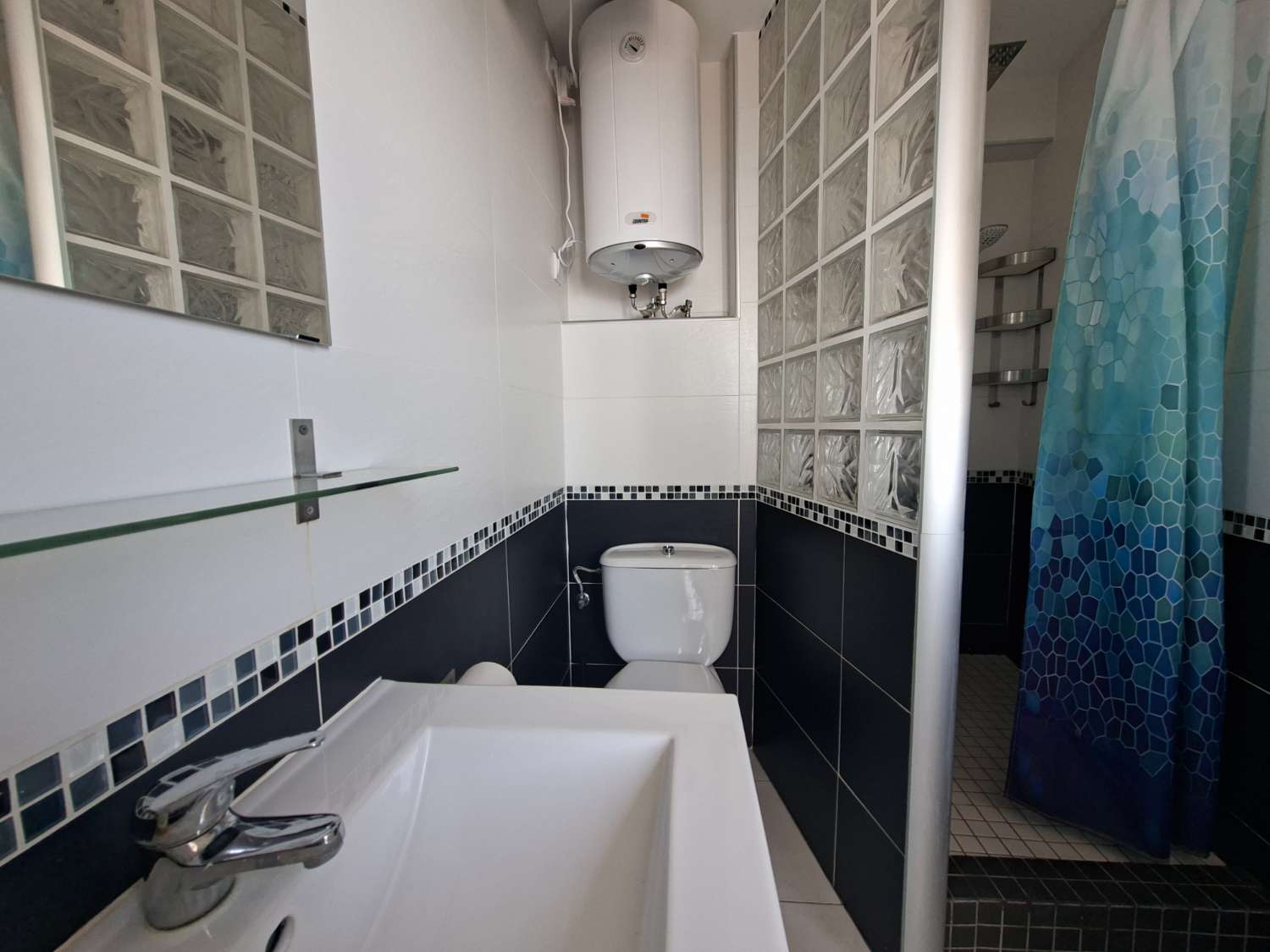 Byt v prodeji in Paseo Marítimo de Levante (Torre del Mar)